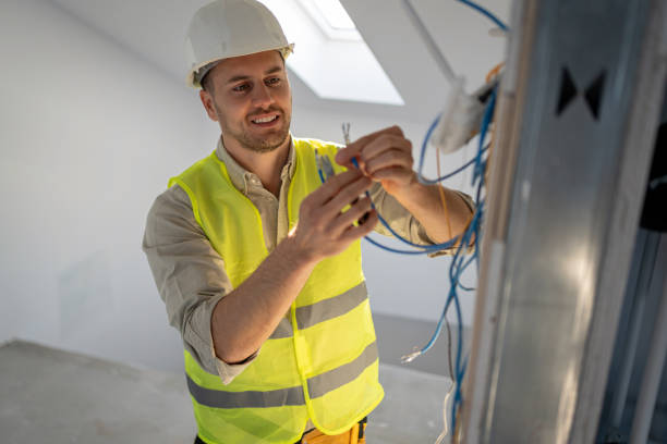 Best Electrical Outlet Repair  in Elk Grove Vlage, IL